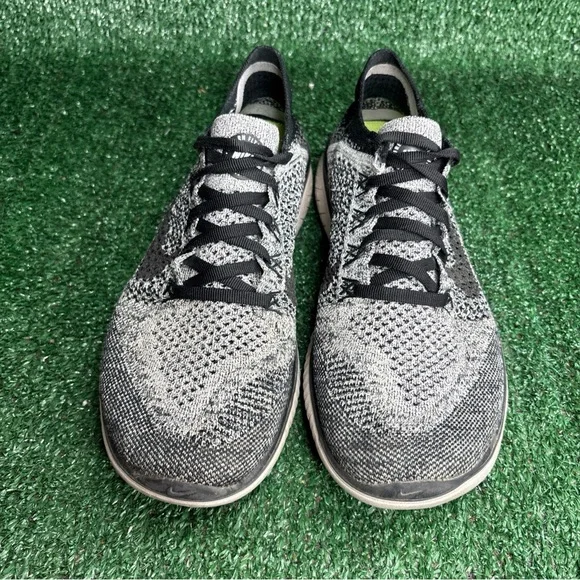 Nike Free RN Flyknit 2018 Women's Size 8.5 Running Shoes Black White Oreo